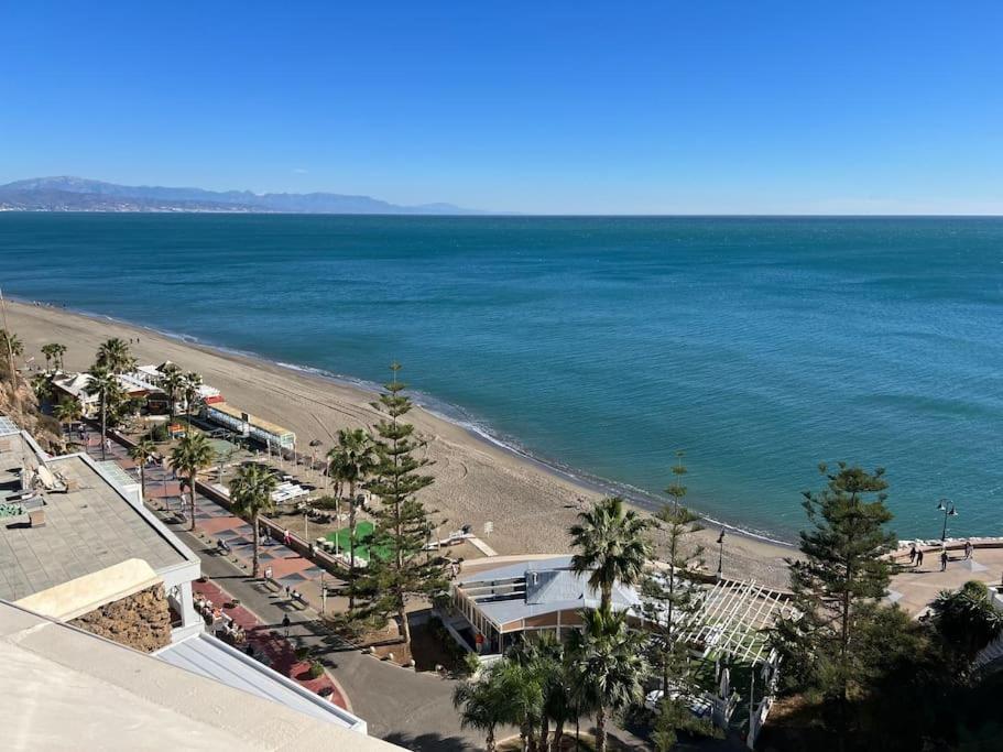 Newly Refurbished Modern 2-Bed Apartment In Heart Of Torremolinos Ngoại thất bức ảnh