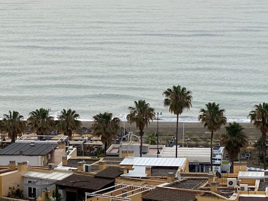 Newly Refurbished Modern 2-Bed Apartment In Heart Of Torremolinos Ngoại thất bức ảnh